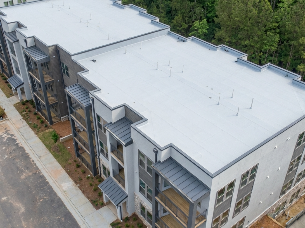 Flachdach-Arbeiten in Hanau vom Fachbetrieb