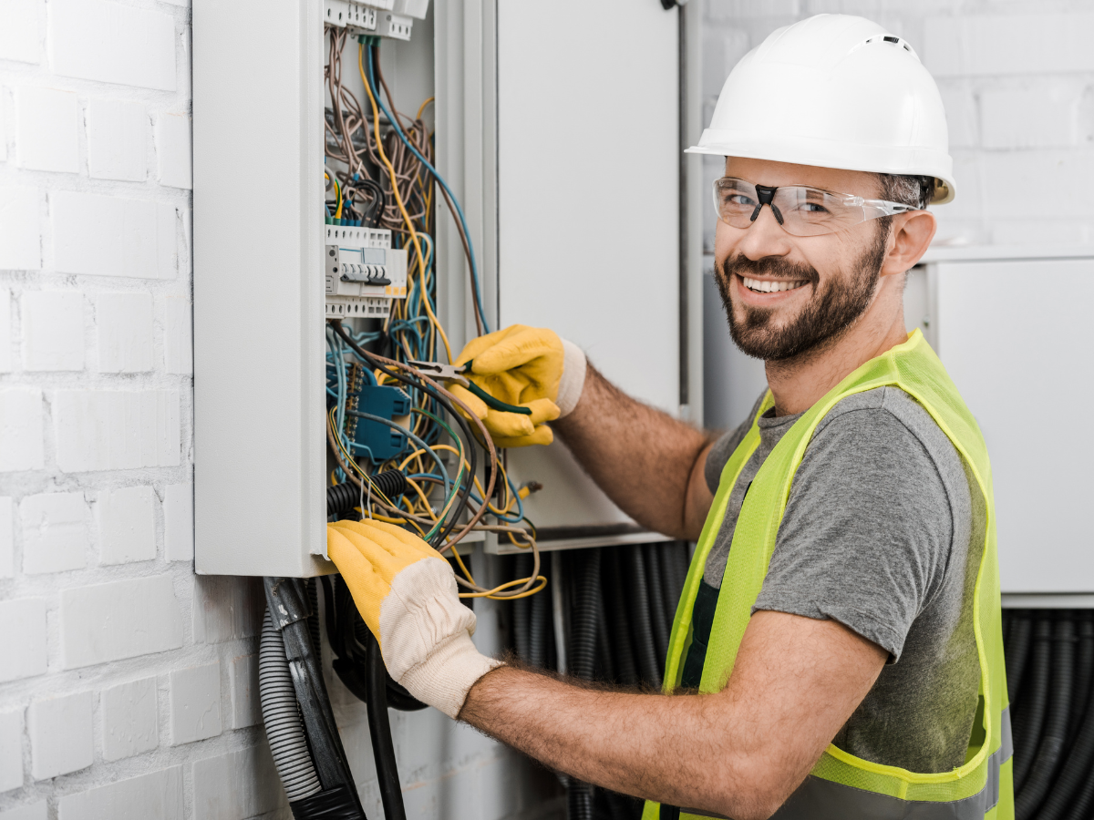 Ihr Elektriker für Ditzingen – Sicher mit Strom im Alltag