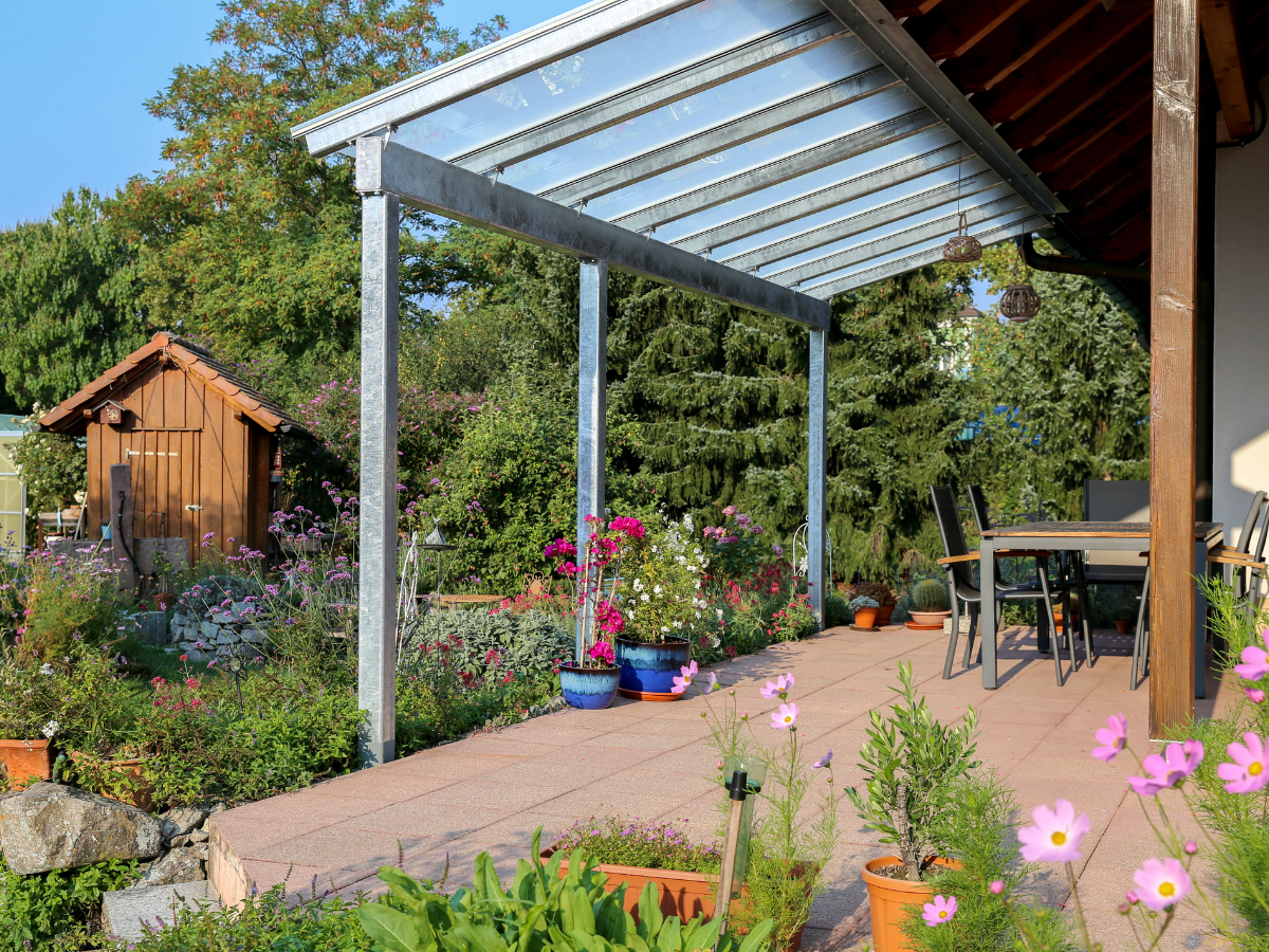 Vorteile einer Terrassenüberdachung in Speckert