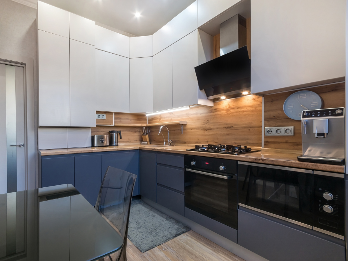 Ihre neue Einbauküche in Suppingen – präzise montiert